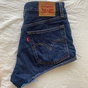 Levi’s 501 high waisted shorts